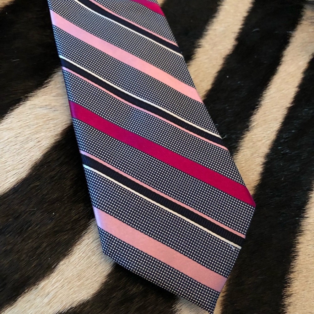 Express NWT tie. Navy, White, Pink